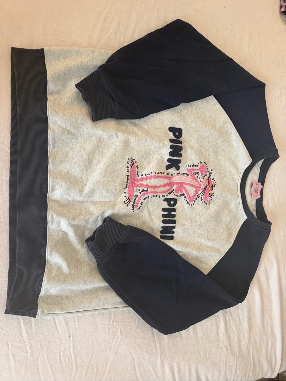 & Other Stories Two-Tone Pink Panther Crewneck Sweatshirt - Navy & Light Gray
